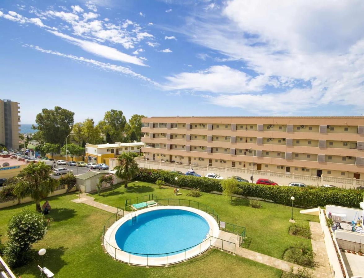 Lovely Apartment In Torremolinos Views Of The Sea, Pool, Terrace, Sofa Bed And Fully Equipped Kitchen Exterior foto