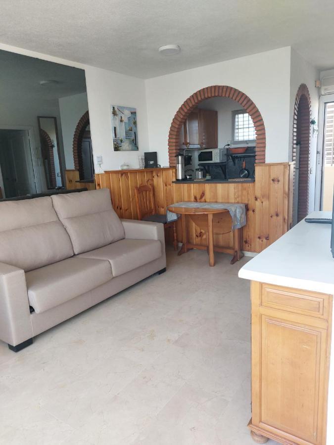 Lovely Apartment In Torremolinos Views Of The Sea, Pool, Terrace, Sofa Bed And Fully Equipped Kitchen Exterior foto