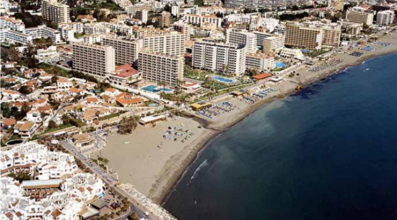 Lovely Apartment In Torremolinos Views Of The Sea, Pool, Terrace, Sofa Bed And Fully Equipped Kitchen Exterior foto